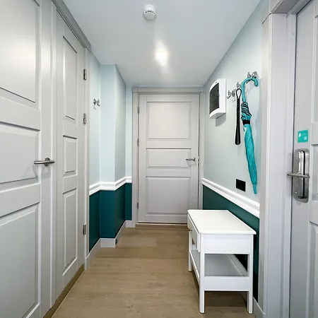 Revelton 公寓式酒店