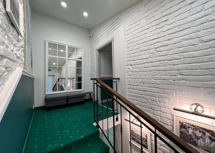 Revelton Aparthotel 4*